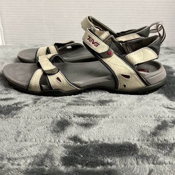 Teva Sandals - Picture 3 of 7